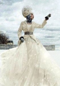 Зимние образы и Аксессуары . Что бы невеста не замёрзла шубки под заказ и любого меха .